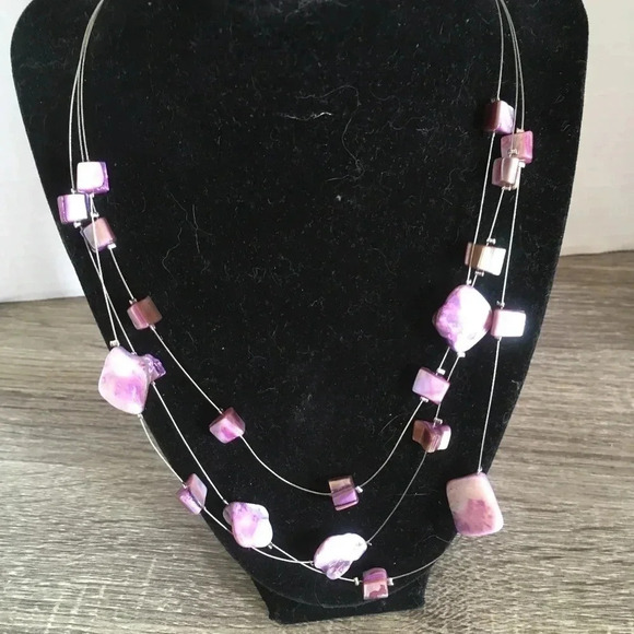 Vibrant  purple necklace - Picture 1 of 5